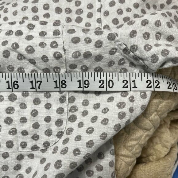 Ted Baker
Men's White Aillon Linen Shirt white and cream polkadot 4 large - Picture 11 of 12